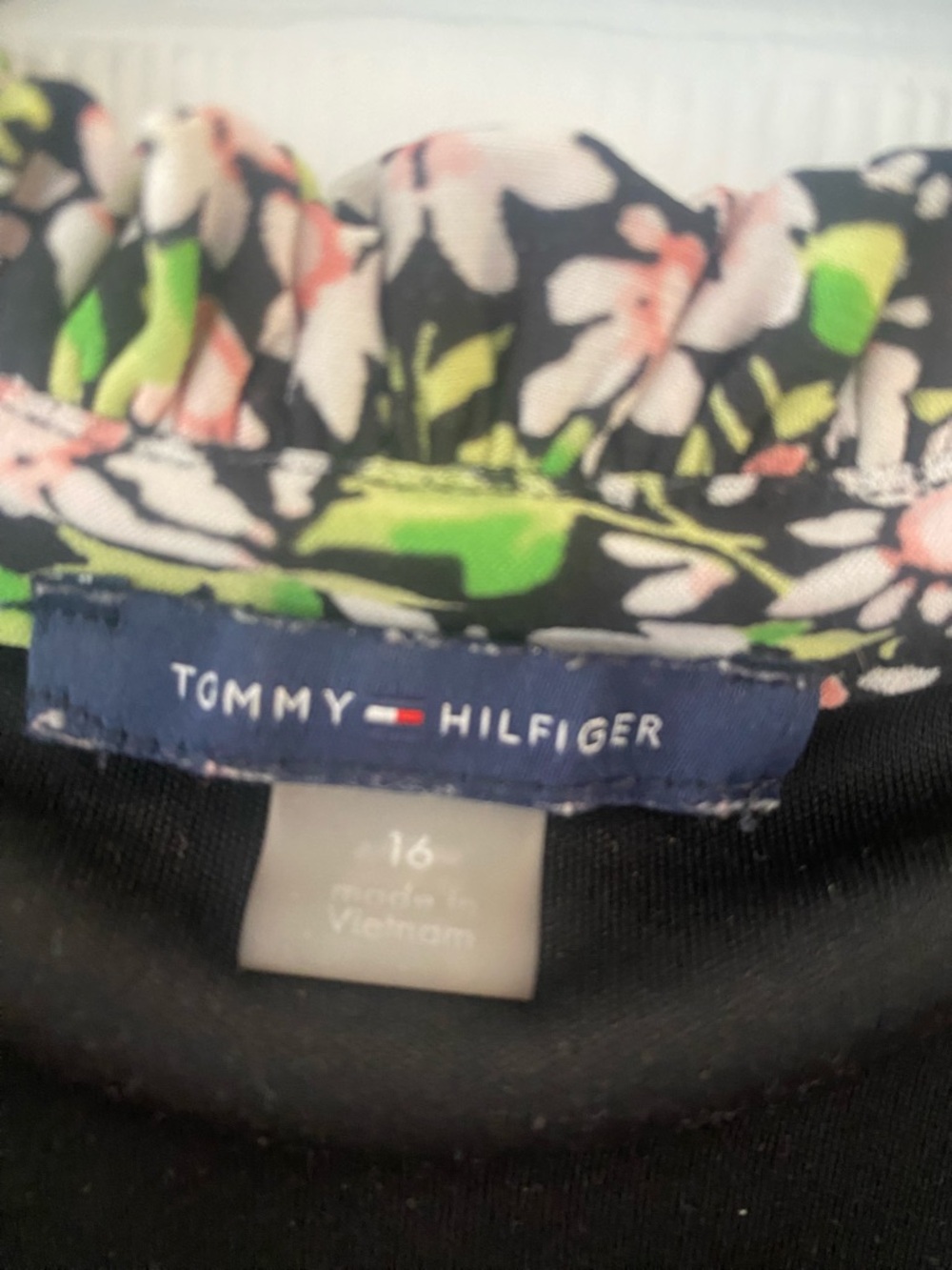 Tommy Hilfiger Sleeveless Black Floral Tiered Dress - Picture 5 of 6